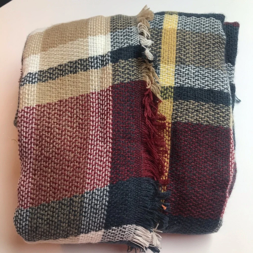 Plaid Blanket Scarf Oversized Wrap Fall Burgundy Green Full Size XL Gift NWOT